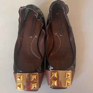 BCBG MAX AZARIA PATENT LEATHER WOMENS SHOES